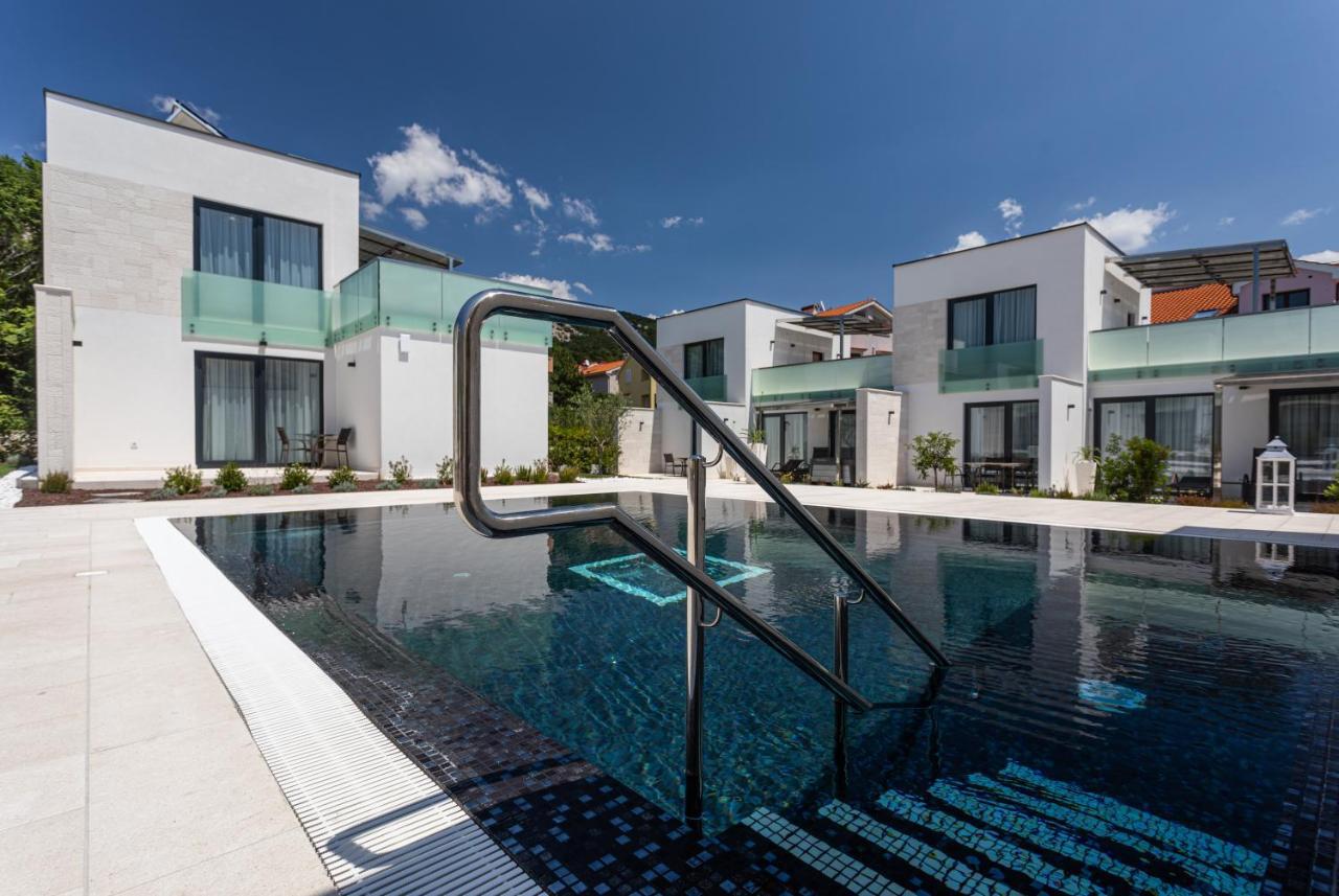 באסקה Hotel & Resort Isola מראה חיצוני תמונה